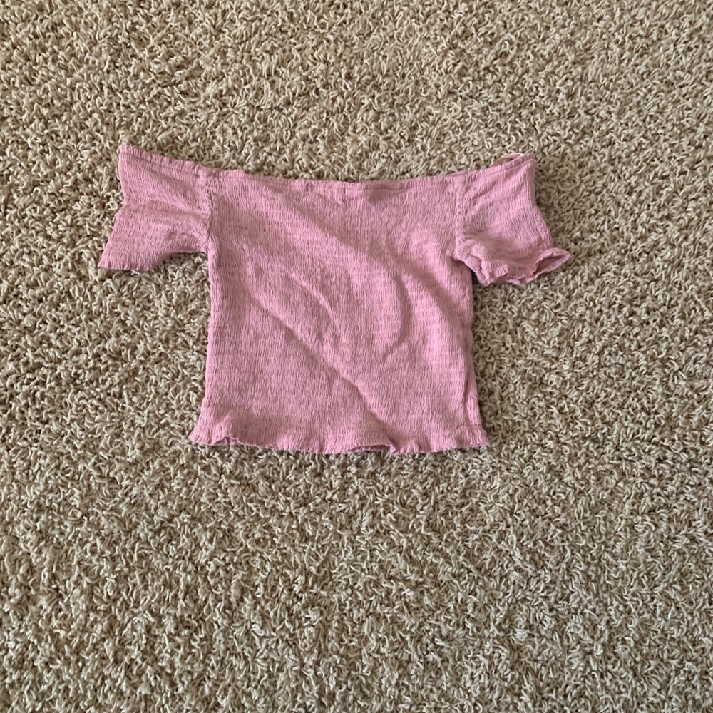 OFF THE SHOULDER TOP